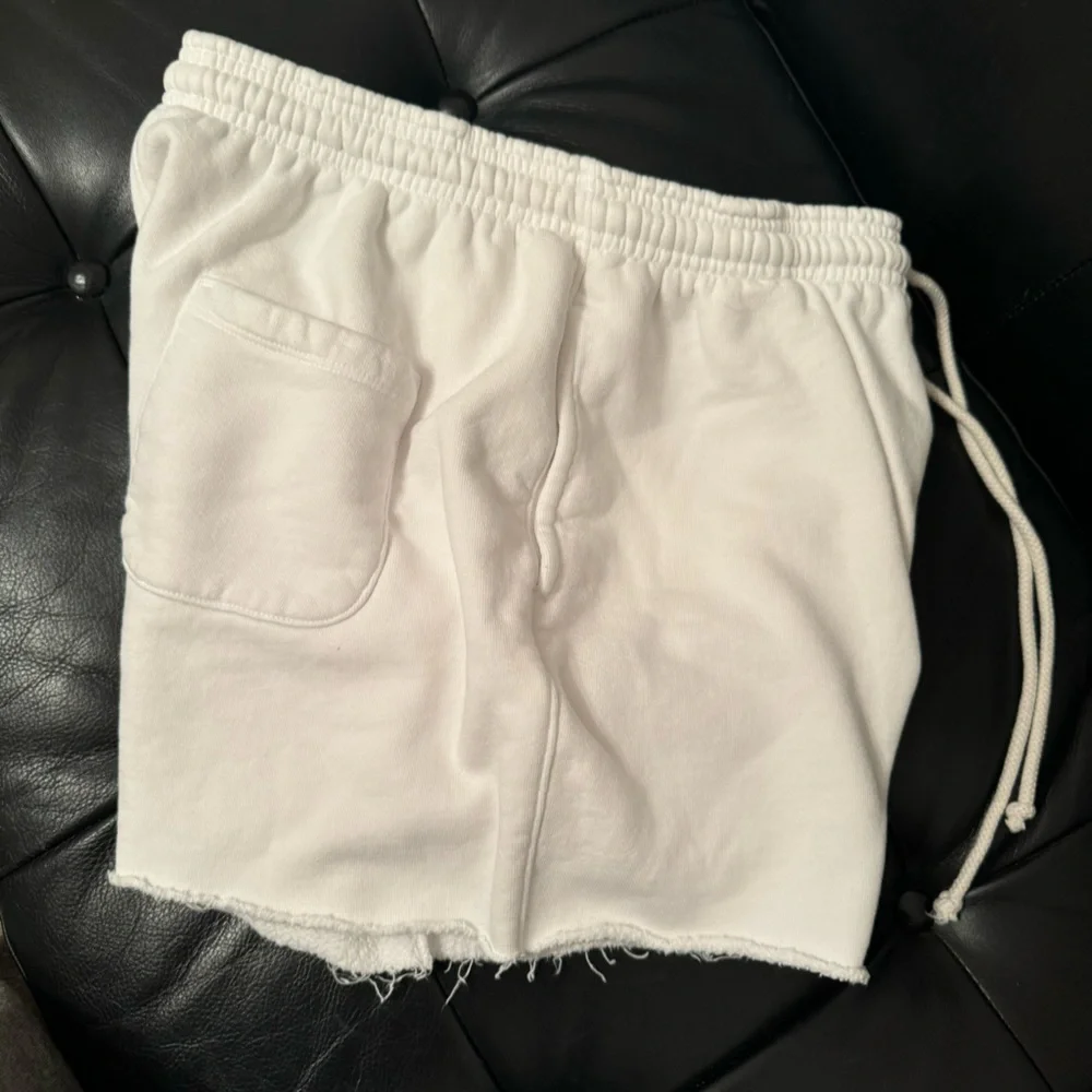 YELLOW LABEL CO. White fringe hem  Shorts Size M